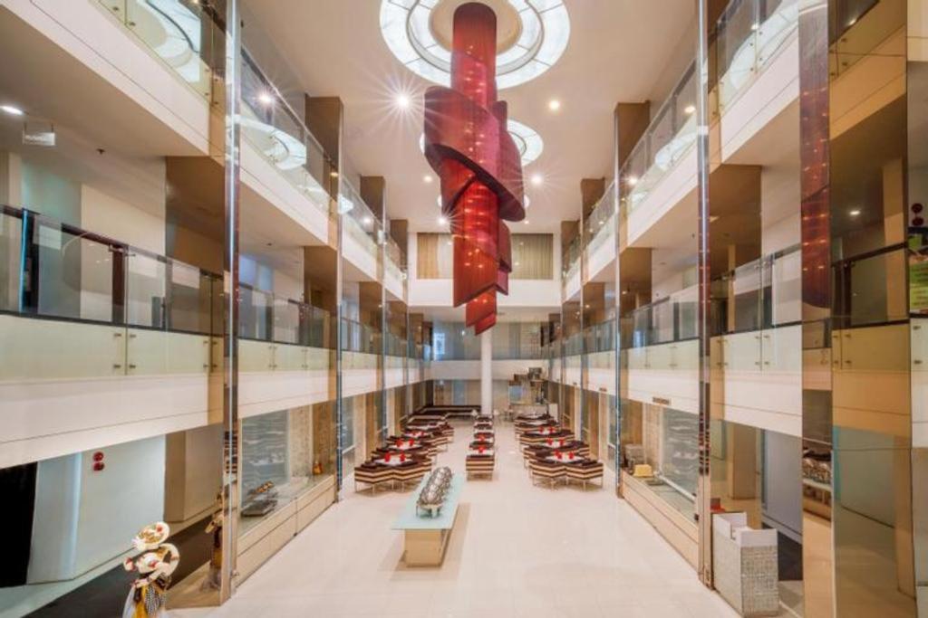 Hotel Cemerlang Бандунг Екстер'єр фото