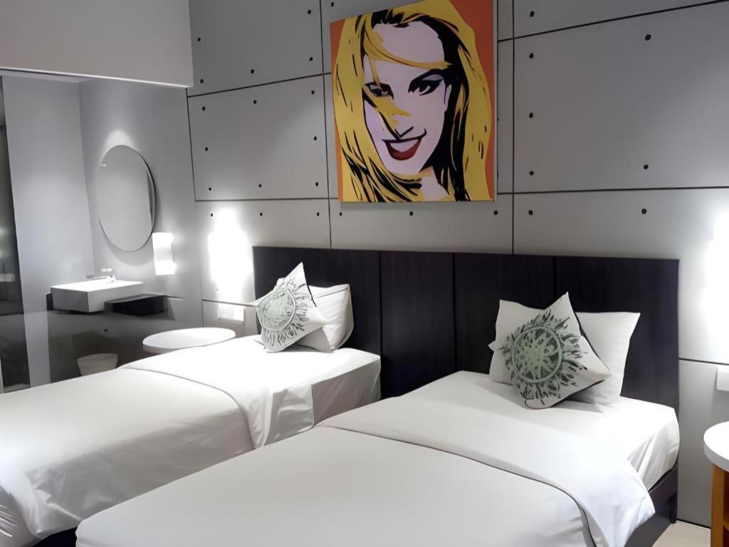 Hotel Cemerlang Бандунг Екстер'єр фото