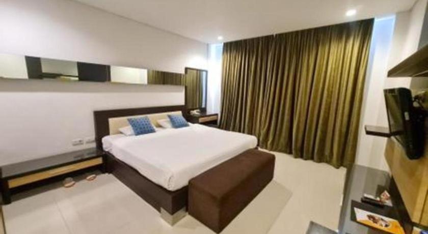 Hotel Cemerlang Бандунг Екстер'єр фото