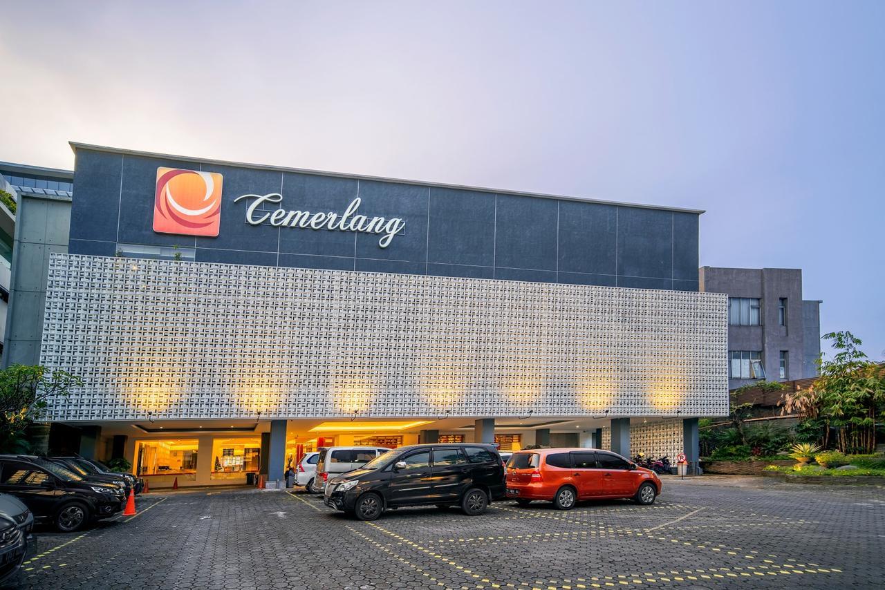 Hotel Cemerlang Бандунг Екстер'єр фото